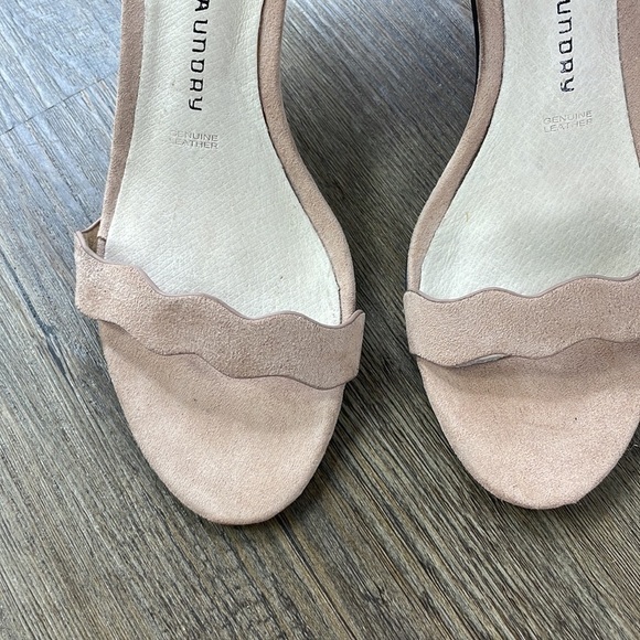 Chinese Laundry Women’s Tan Suede Zig Zag Ankle Strap Open Toe Heel, size 6.5 - Picture 4 of 9